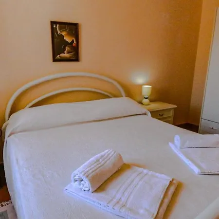 Apartament Arianna *