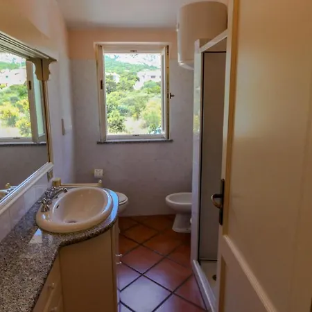 Arianna Apartment *